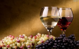 winogrona-wino-kieliszki